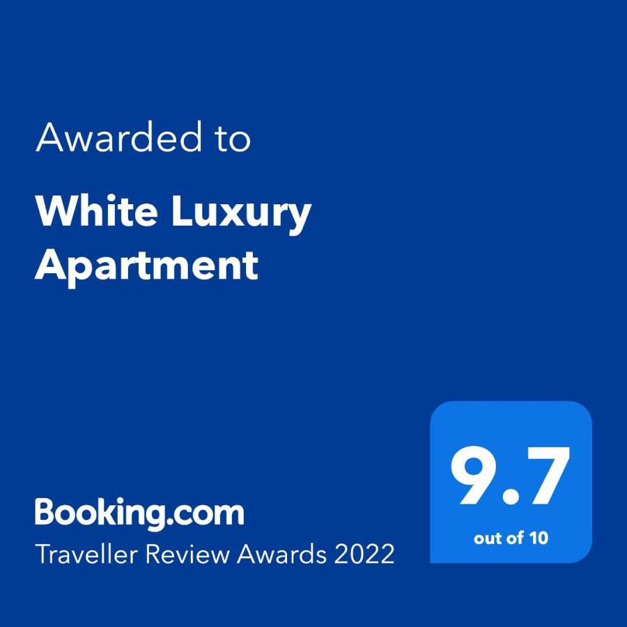 White Luxury Apartment Сібіу Екстер'єр фото